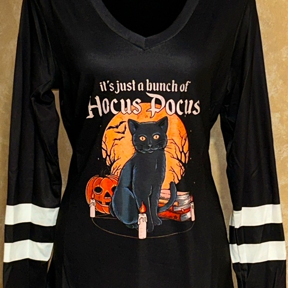 🐈‍⬛ Hocus Pocus Cat Print Long Sleeve Striped V Neck T-Shirt - Picture 3 of 10